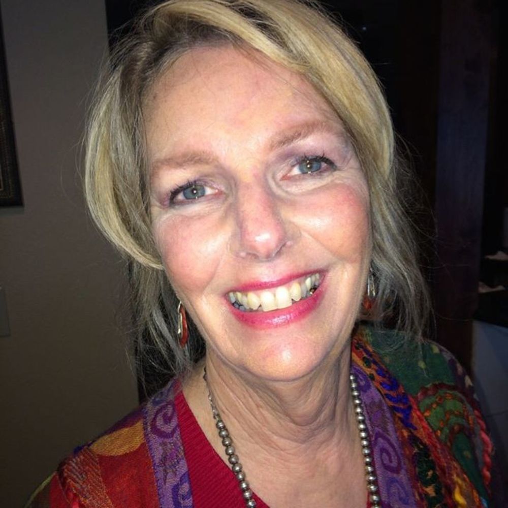 Meet your Posher, Dinah